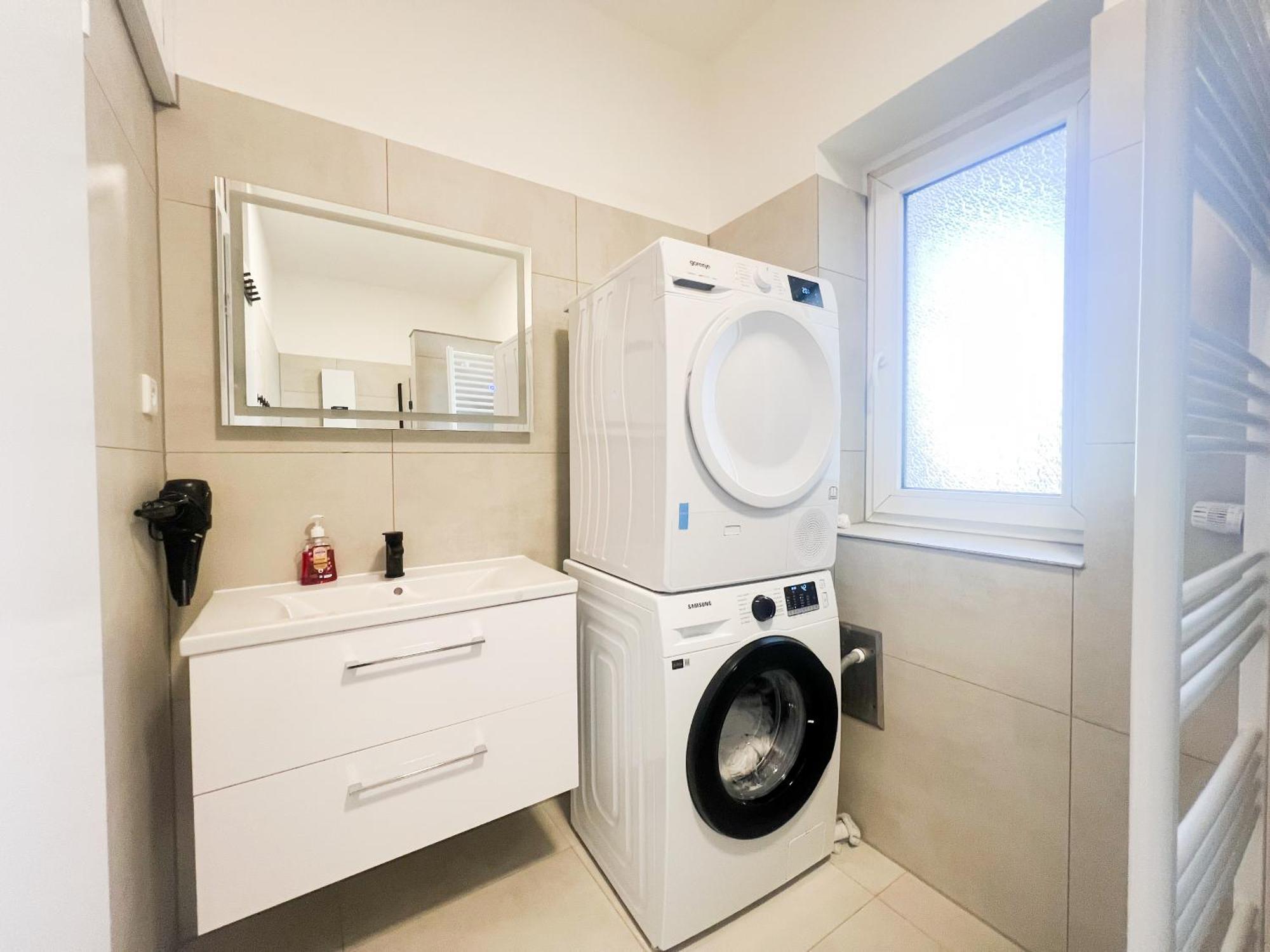 Vibehome Duesseldorf - Stadtmitte Luaran gambar