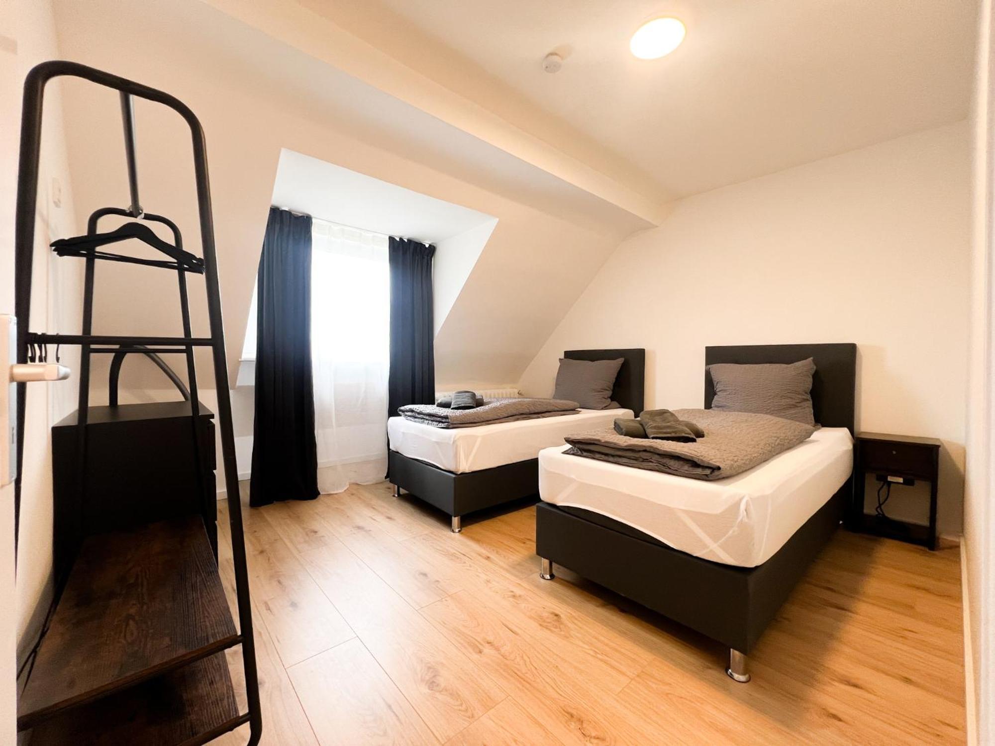 Vibehome Duesseldorf - Stadtmitte Luaran gambar