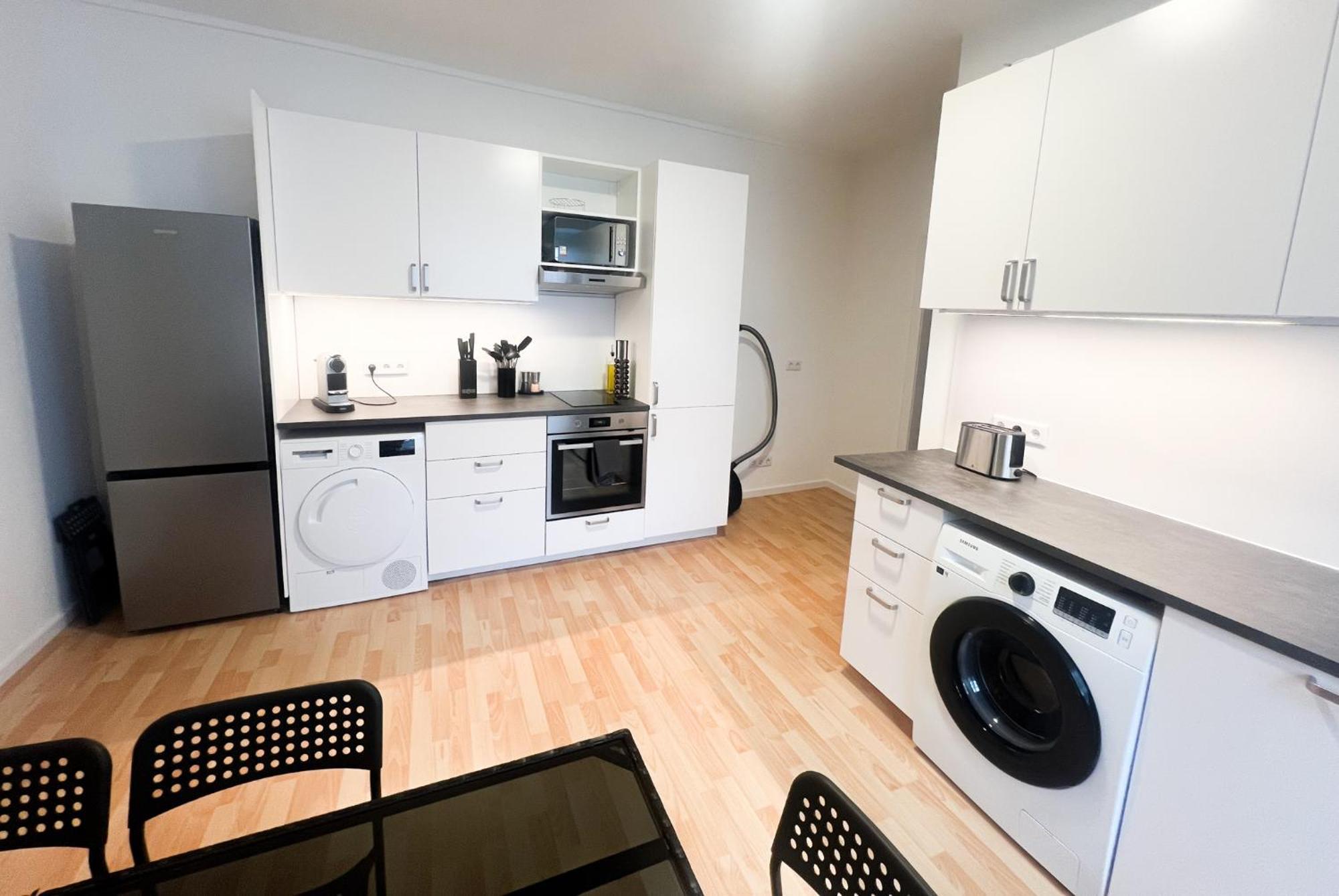 Vibehome Duesseldorf - Stadtmitte Luaran gambar