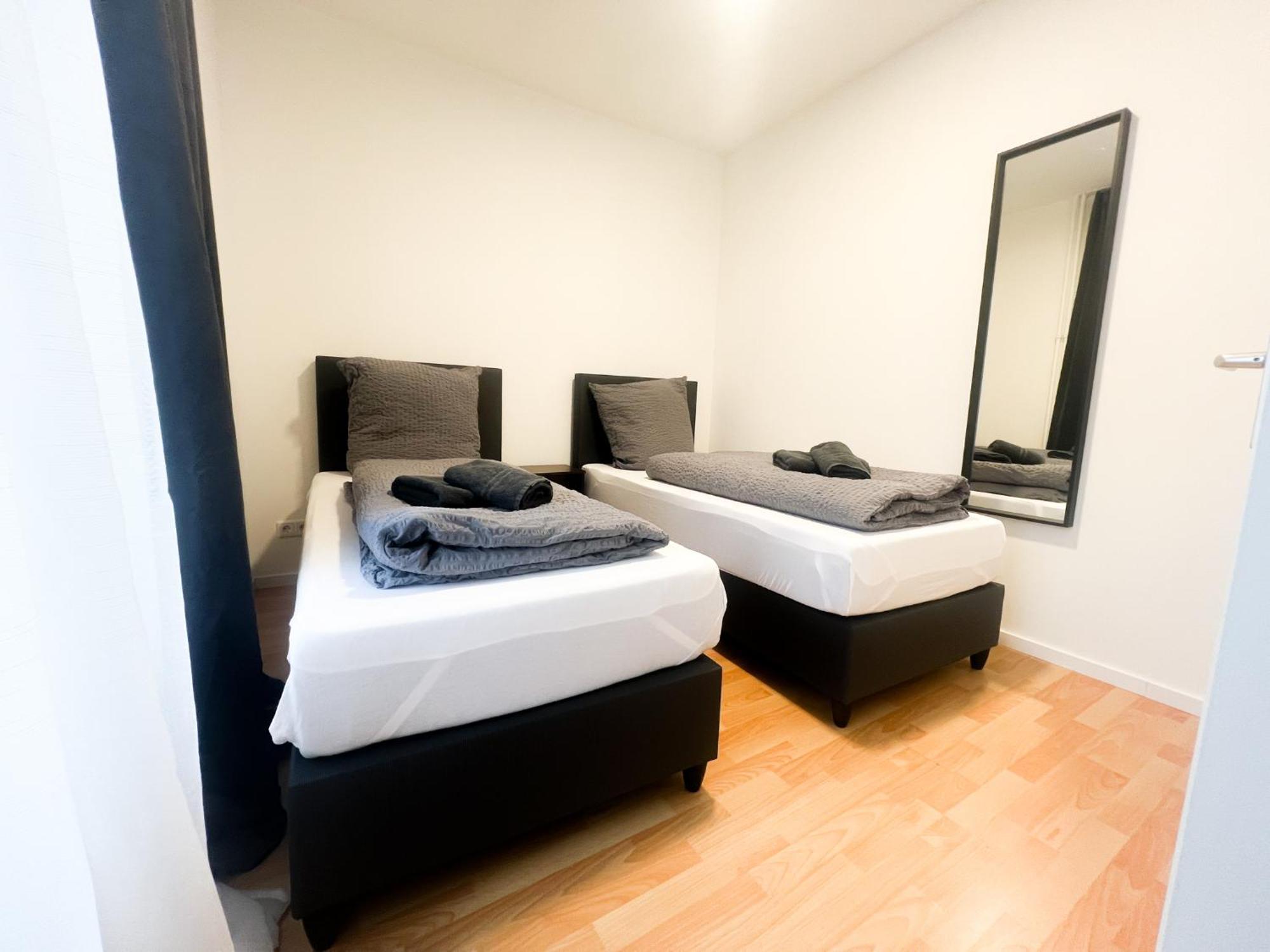 Vibehome Duesseldorf - Stadtmitte Luaran gambar